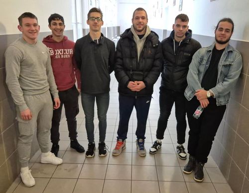 Asztalosaink az élen